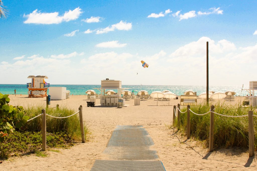 cheap flights to Miami; cheap domestic flights; domestic flights; flights to the US; one of the best beaches in the US