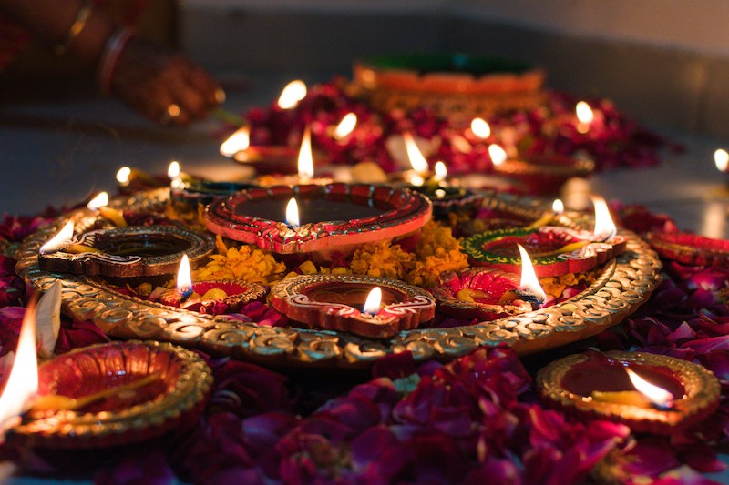 cheap flights to India from the USA.  Diwali 2024, Happy Diwali,